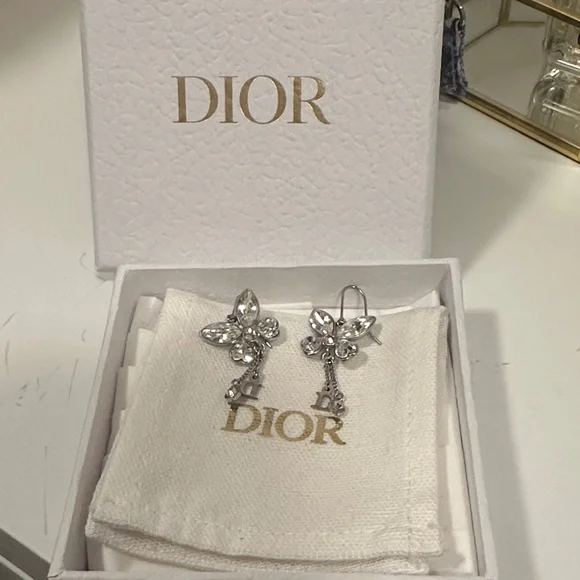 Christian Dior Vintage Butterfly Rhinestone Earrings - Picture 5 of 7